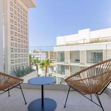 Hm Ayron Park - Adults Only Hotel Playa de Palma  Bagian luar foto A balcony at the hotel