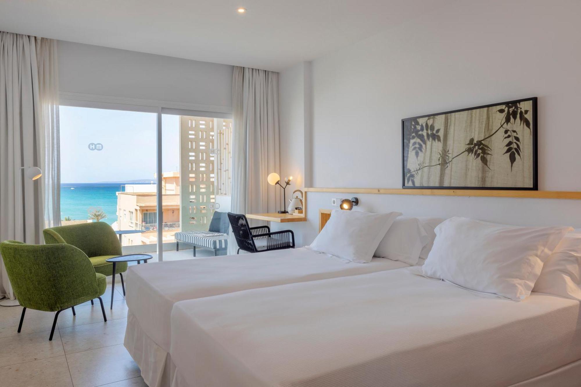 Hm Ayron Park - Adults Only Hotel Playa de Palma  Bagian luar foto A room at the hotel