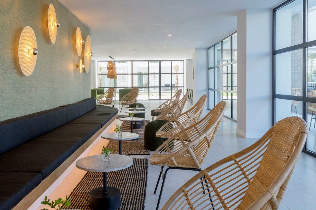 Hm Ayron Park - Adults Only Hotel Playa de Palma  Bagian luar foto The lounge at the airport