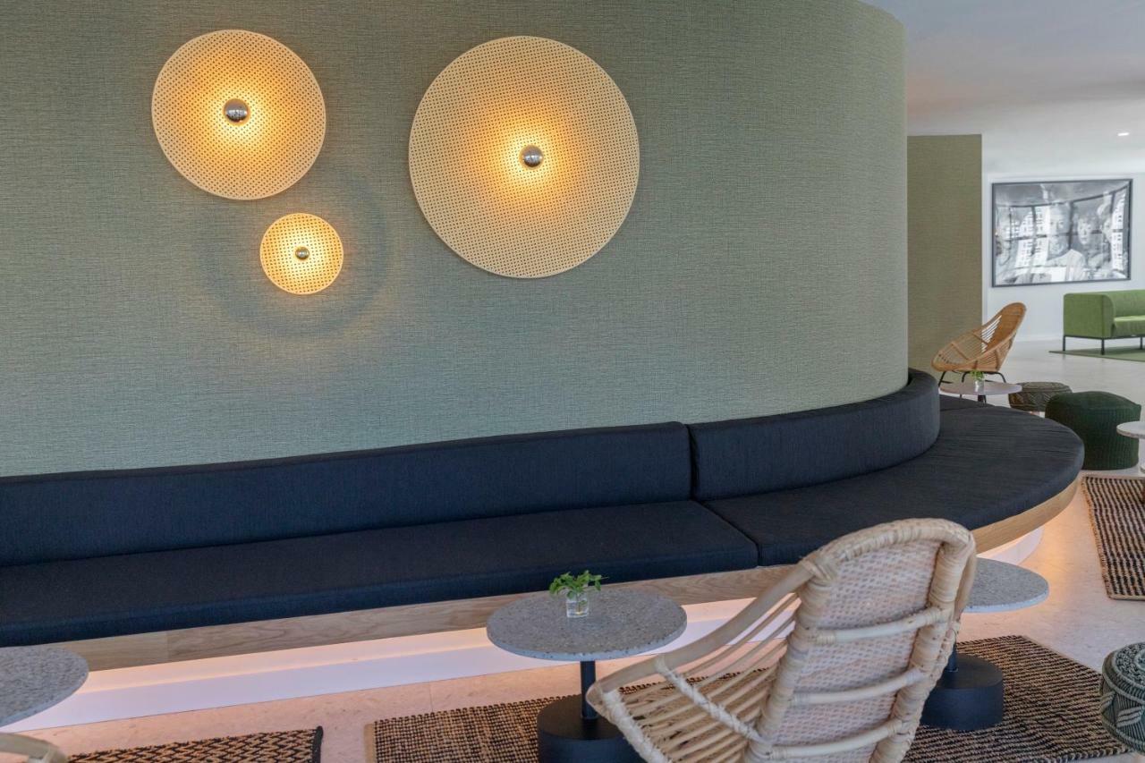 Hm Ayron Park - Adults Only Hotel Playa de Palma  Bagian luar foto Wall lights