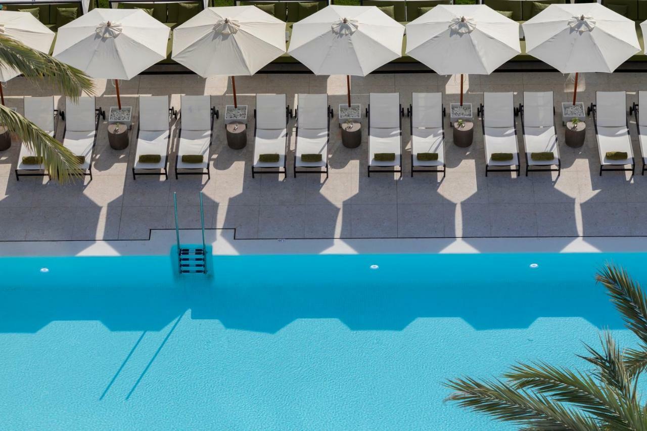 Hm Ayron Park - Adults Only Hotel Playa de Palma  Bagian luar foto The pool at the hotel