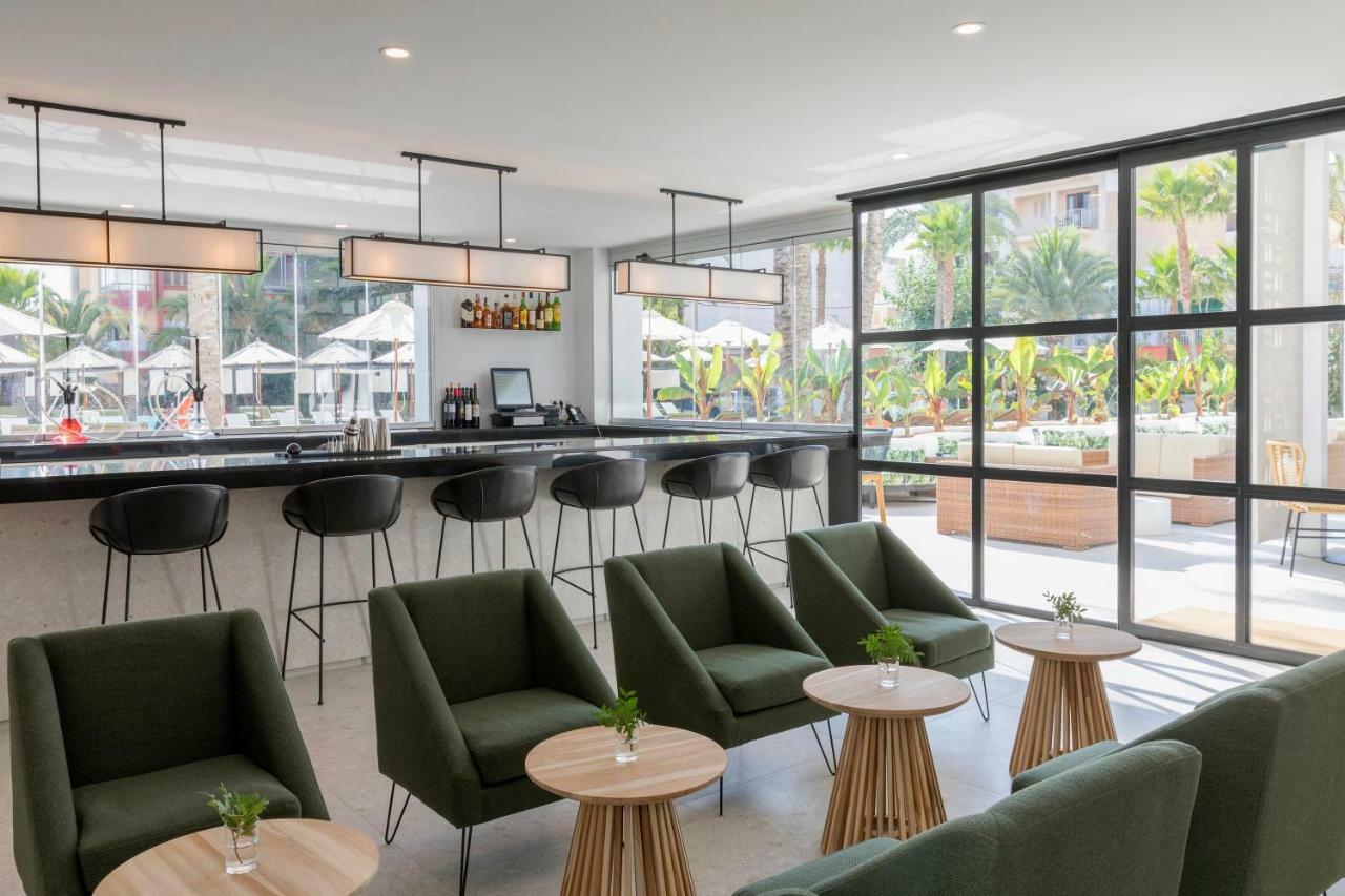 Hm Ayron Park - Adults Only Hotel Playa de Palma  Bagian luar foto The lounge at the airport