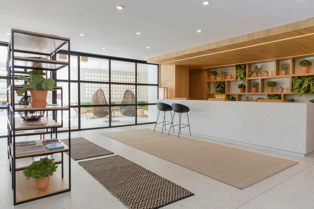 Hm Ayron Park - Adults Only Hotel Playa de Palma  Bagian luar foto The lobby of the hotel