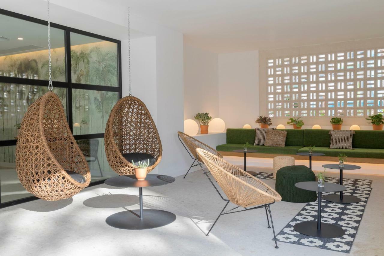 Hm Ayron Park - Adults Only Hotel Playa de Palma  Bagian luar foto The interior of the hotel