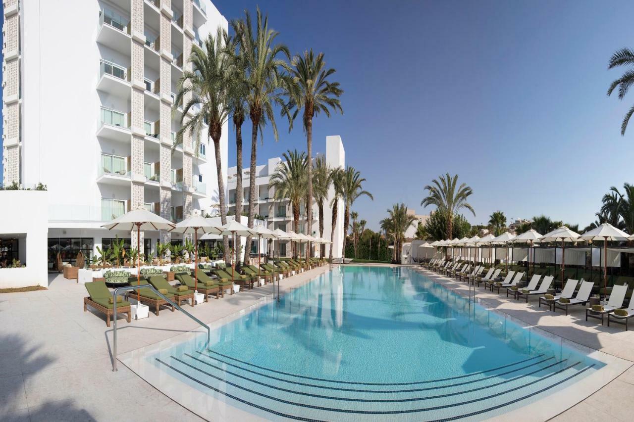 Hm Ayron Park - Adults Only Hotel Playa de Palma  Bagian luar foto The pool at the Hilton Scottsdale Resort and Villas
